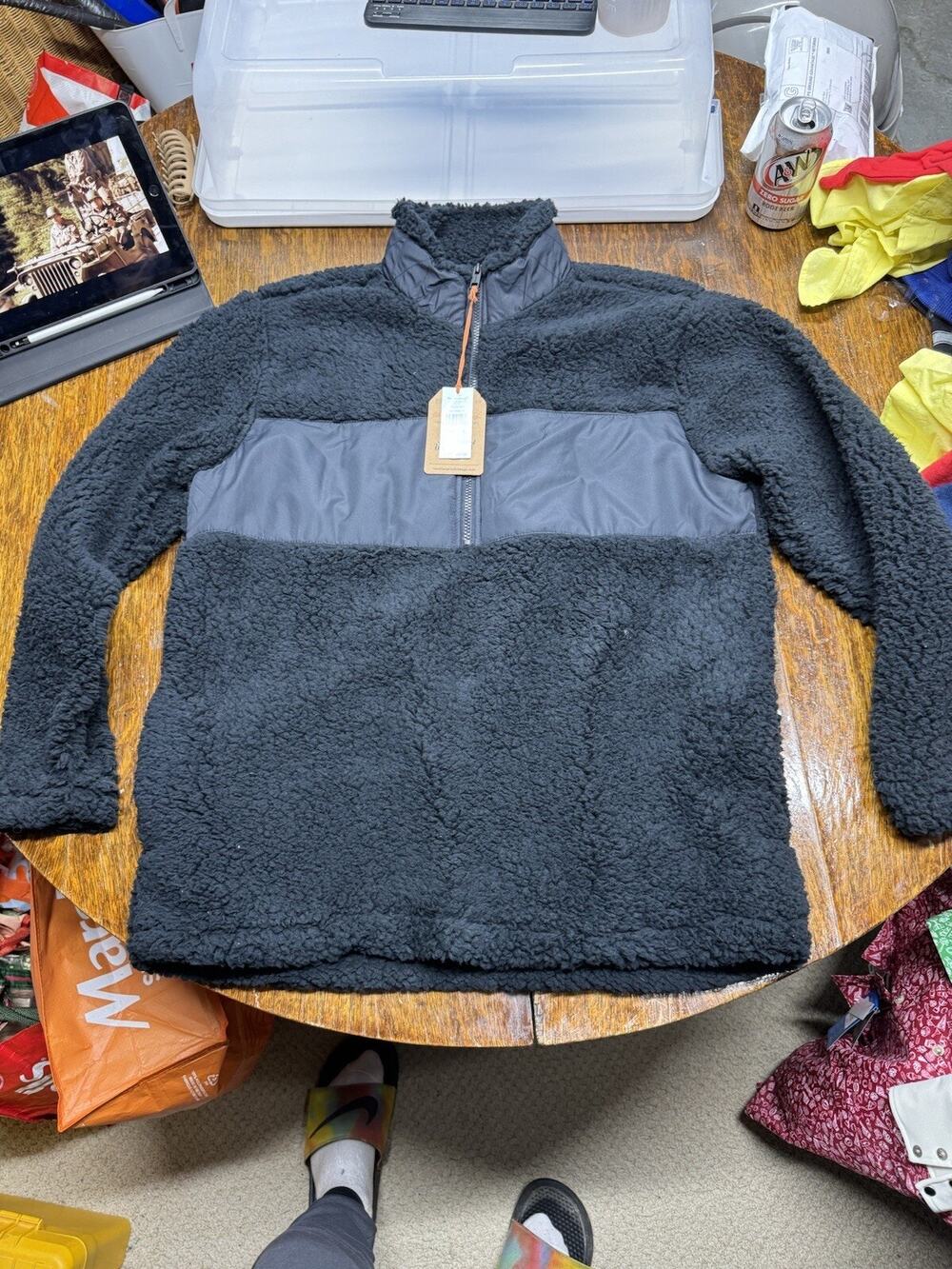 New Vintage weatherproof mens 1/4 zip sweater faux fur Sz Large Black